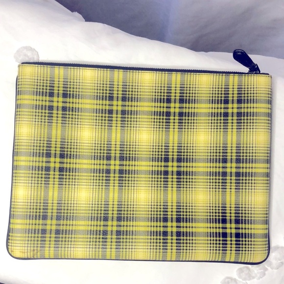 COACH F41349 Neon yellow plaid print coated canvas large clutch/pouch. - Picture 7 of 7
